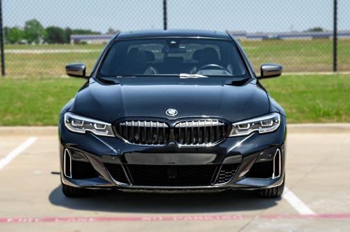 Black Sapphire Metallic 2020 BMW M340 i