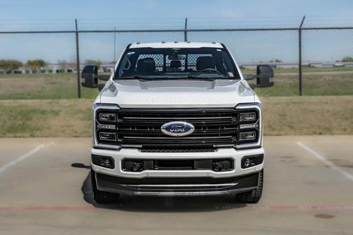2025 Ford F-250 Platinum