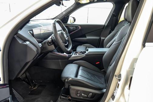 White 2025 BMW X3 30 xDrive