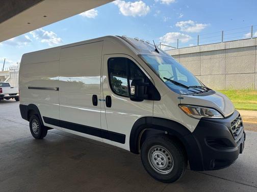 Bright White Clearcoat 2024 RAM ProMaster 2500 High Roof