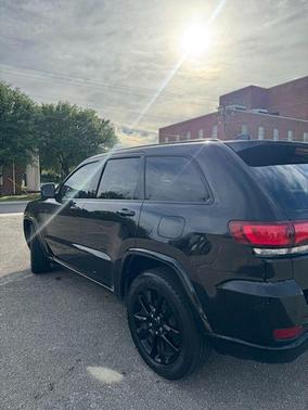 Diamond Black 2019 Jeep Grand Cherokee Altitude