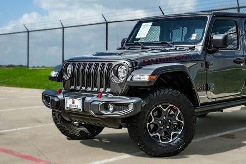 Granite Crystal Clearcoat Metallic 2023 Jeep Wrangler Rubicon