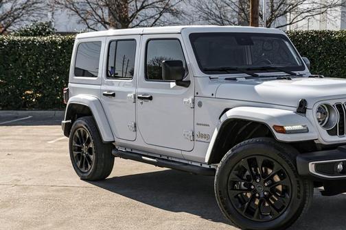 2024 Jeep Wrangler 4xe Sahara