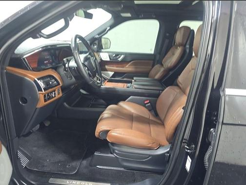 Infinite Black Metallic 2023 Lincoln Navigator L Reserve