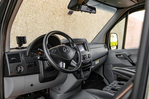 2016 Mercedes-Benz Sprinter 3500 BASE