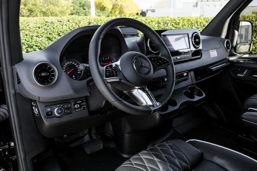 2025 Mercedes-Benz Sprinter 2500 170 WB High Roof Extended Cargo