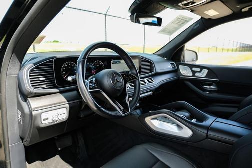 Black 2025 Mercedes-Benz GLS 450 4MATIC
