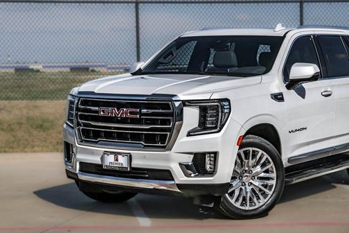 2023 GMC Yukon SLT