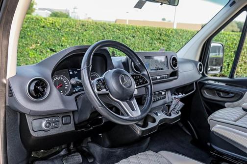 2019 Mercedes-Benz Sprinter 3500 170 WB