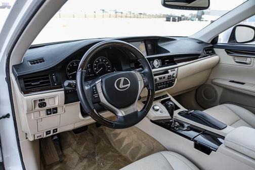 2015 Lexus ES 350 350