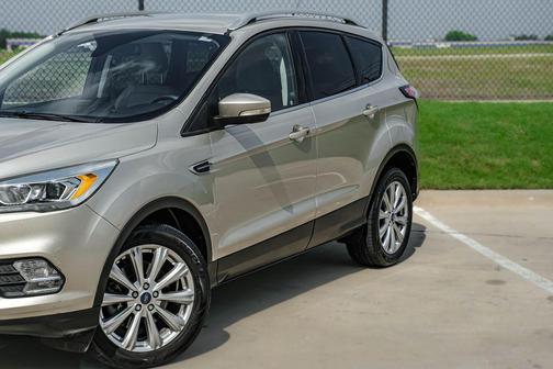 White Gold Metallic 2017 Ford Escape Titanium