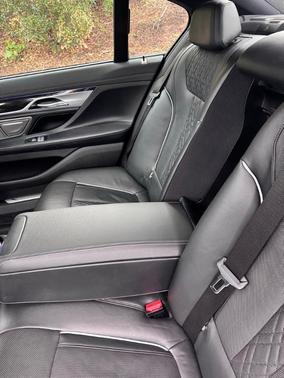 Carbon Black Metallic 2021 BMW 740 i