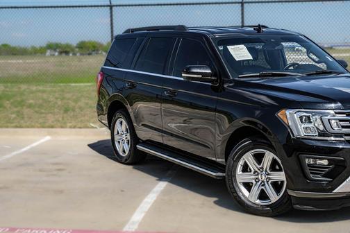 Agate Black Metallic 2019 Ford Expedition XLT