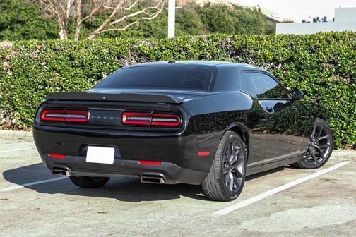 Pitch Black Clearcoat 2021 Dodge Challenger GT