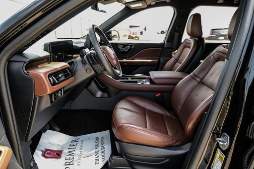 Infinite Black Metallic 2025 Lincoln Aviator Reserve AWD