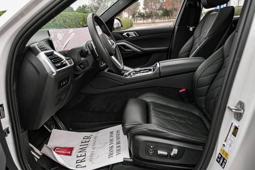 2024 BMW X6 xDrive40i