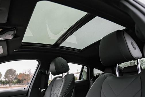 2024 BMW X6 xDrive40i