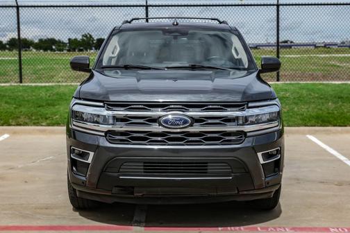 Gray Metallic 2024 Ford Expedition Max XLT
