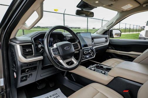 Gray Metallic 2024 Ford Expedition Max XLT