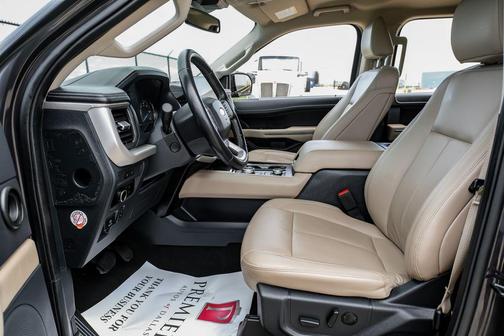 Gray Metallic 2024 Ford Expedition Max XLT