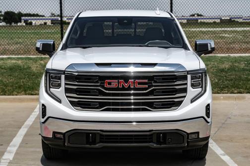 Summit White 2025 GMC Sierra 1500 SLT