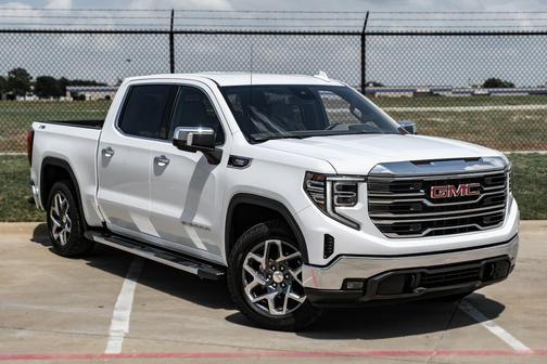 Summit White 2025 GMC Sierra 1500 SLT