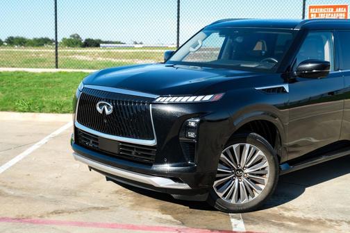 Mineral Black 2025 INFINITI QX80 SENSORY