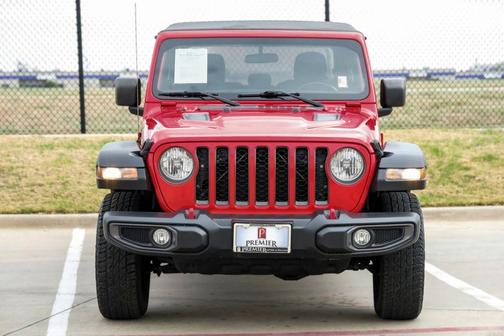 Firecracker Red Clearcoat 2021 Jeep Gladiator Rubicon