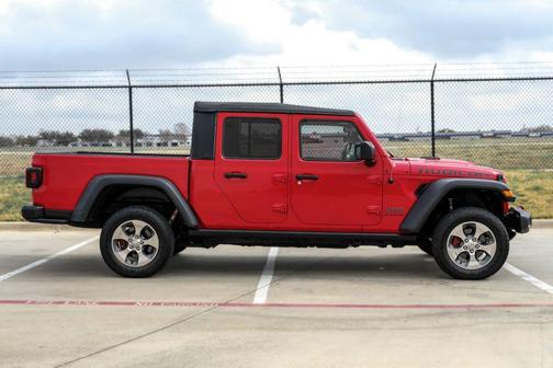 Firecracker Red Clearcoat 2021 Jeep Gladiator Rubicon