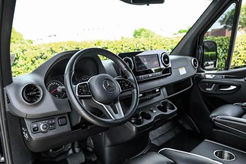 2024 Mercedes-Benz Sprinter 2500 Luxury