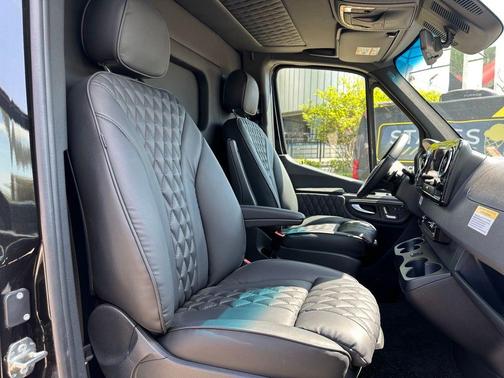 2024 Mercedes-Benz Sprinter 3500XD High Roof