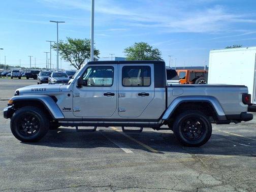 2021 Jeep Gladiator Sport