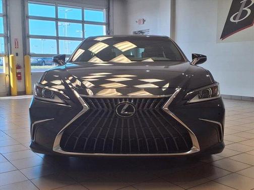 2022 Lexus ES 350 Base