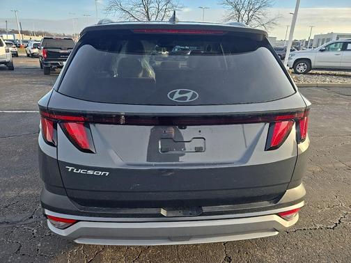 2025 Hyundai TUCSON SEL