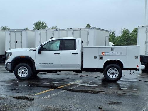 2025 GMC Sierra 3500 Pro