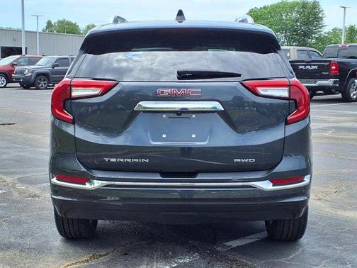 2022 GMC Terrain Denali