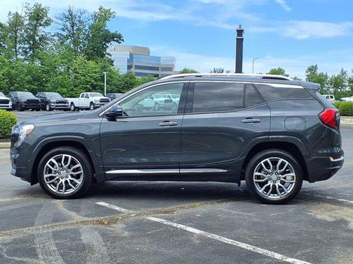 2022 GMC Terrain Denali