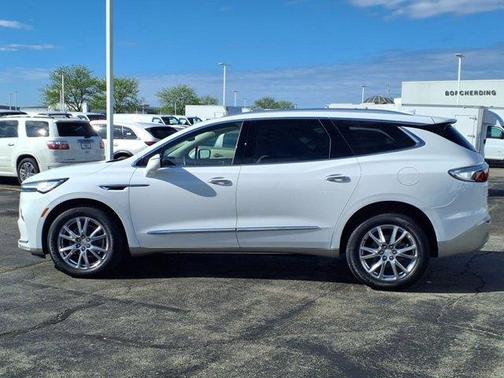 2022 Buick Enclave Premium