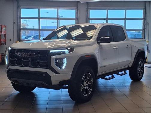 2024 GMC Canyon AT4