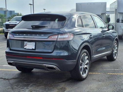2022 Lincoln Nautilus Reserve