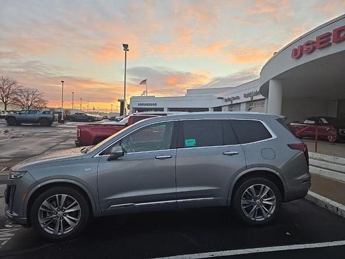 2023 Cadillac XT6 Premium Luxury AWD