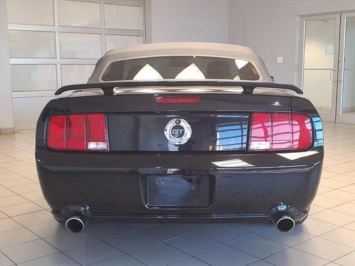 2006 Ford Mustang GT Premium