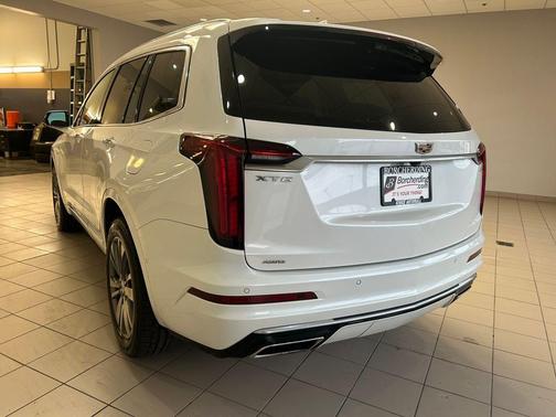 2021 Cadillac XT6 Premium Luxury AWD