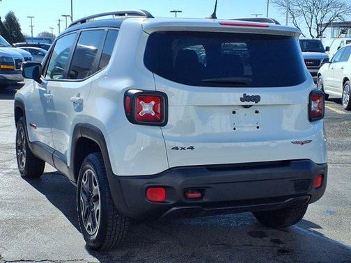 2016 Jeep Renegade Trailhawk