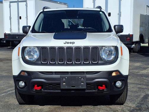 2016 Jeep Renegade Trailhawk