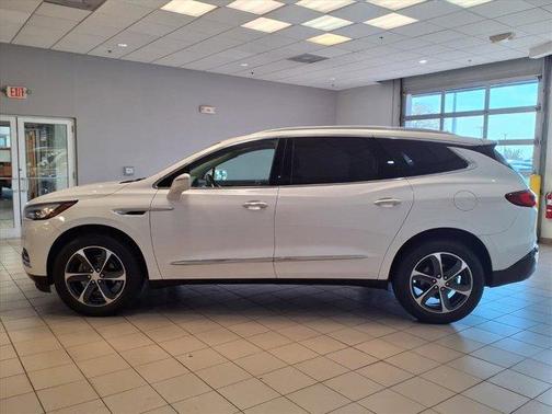 2020 Buick Enclave Essence