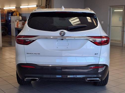 2020 Buick Enclave Essence