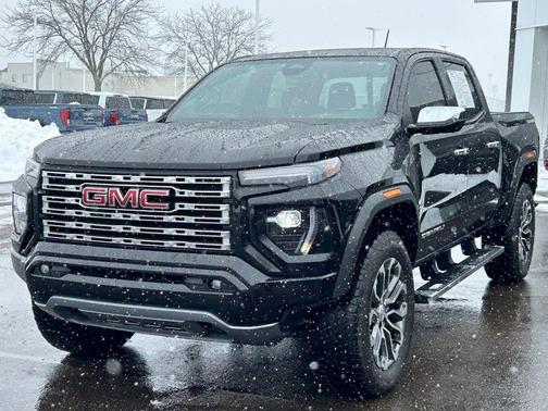 2023 GMC Canyon Denali