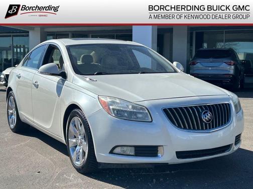 2013 Buick Regal Premium 2