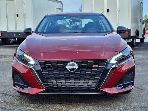 2023 Nissan Altima 2.0 SR